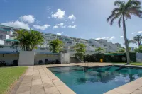 Elegant 2BR Oceanview Apartment Umhlanga | Pool & Beach