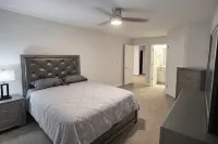 Luxury 5-Bed Family Home Near Raleigh Sleeps 12
