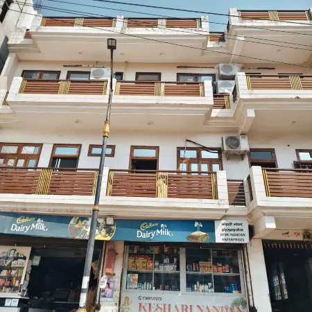 Maruti Nandan Guest House