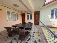 555 Home Stay and Restaurant