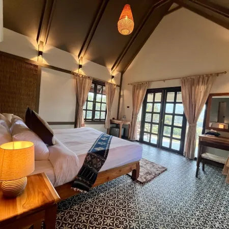 KuangSi Resort