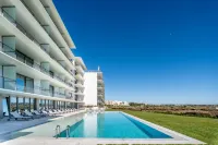 Beachfront Luxury retreat - Beach