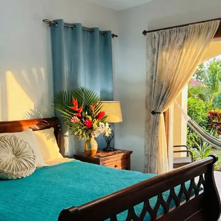 Villa Attalea – San Ignacio Villa with Infinity Pool