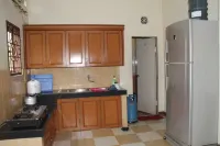 VILLA MUTIARA ASRI Hotels in Berastagi