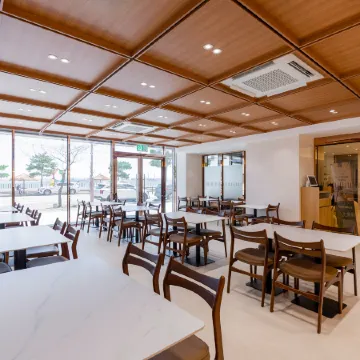 Pohang Yeongildae Beach Hotel