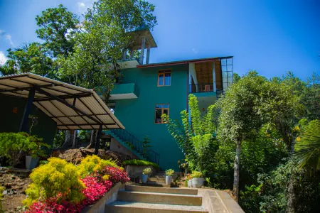 Tunnel Top Inn Ella Отели рядом с достопримечательностью «Ravana Ella Cave»