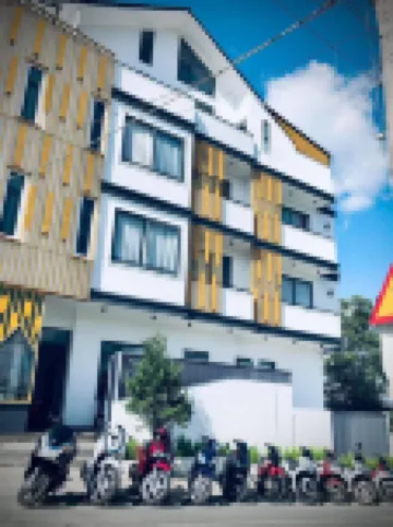 TTR Midtown View Hotel