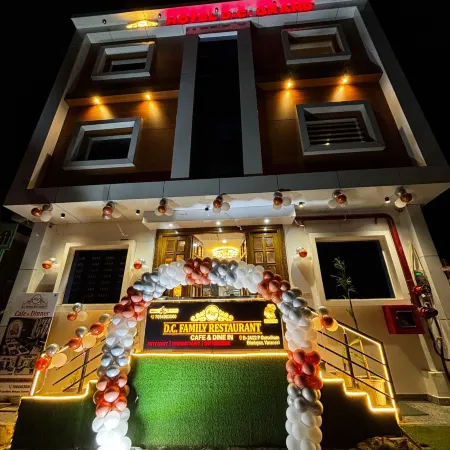 Hotel D C Grand