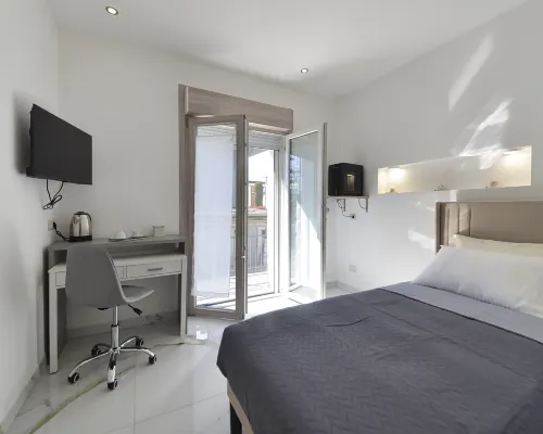 Joy and Relaxation Guest House by ZR Hotels in Rho