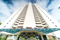 Batu Ferringhi Luxury Seaview Suite - 3Br