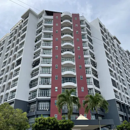 Century Suria Apartment Langkawi by Zervin