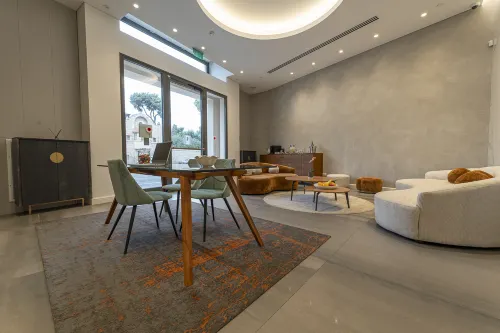 ヘマティアン ホテル バイ エフィ