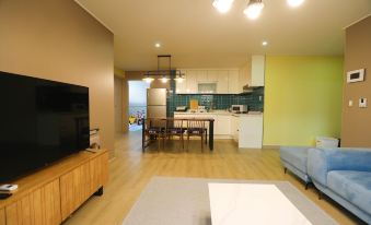 A-Bridge House 1-A