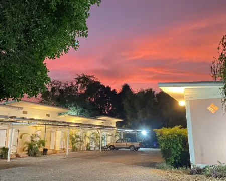 ฟ้าสวยรีสอร์ท ชัยภูมิ โรงแรมในอำเภอ จัตุรัส