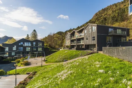 Large luxurious apartment with private terrace and parking Отели рядом с достопримечательностью «Bergen Maritime Museum»