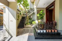 1000m2 Private Villa 32 An Duong Tay Ho - Villas