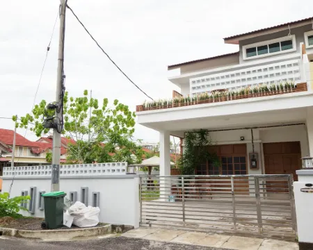 D’SeBalik Pulau - Tropical Boutique Home Hotel di Balik Pulau