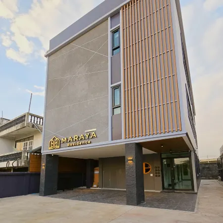 Maraya Residence Отели рядом с достопримечательностью «Торговый центр Central Plaza WestGate»
