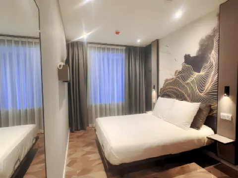 Nebula Hotel by Ine's Hotels in 