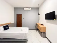 Urbanview Syariah Jackson Living near Stasiun Malang
