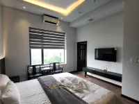 PICKLE HOTEL Hotels in Tu Son