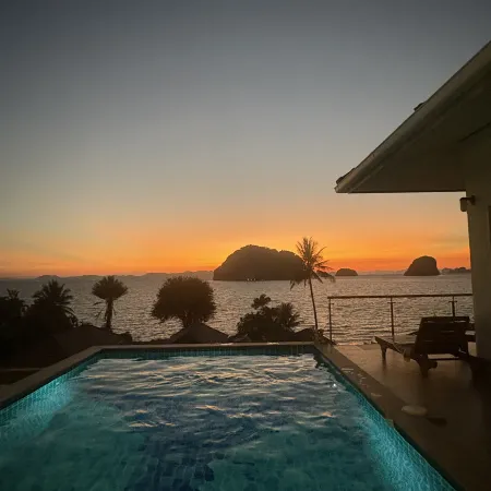 Sunset bay view Villa krabi