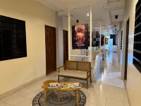 RedDoorz at Staycation Rooms Tibag Tarlac City - 2-Star