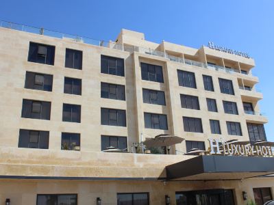 H luxury hotel