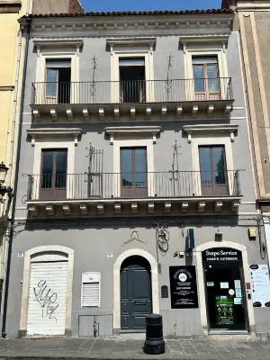 Palazzo Jelo - Etna Apartments - balcone
