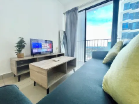 G 1-5Pax Cozy Home Trefoil Setia Alam 100Mps Wifi & TV Sccc