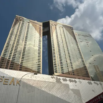 The Peak Service Apt By David Отели рядом с достопримечательностью «Торговый центр Aeon»