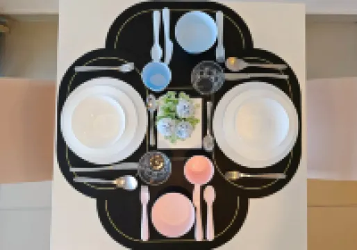 Minimalist studio @ Trefoil Setia Alam (linked bridge to SCCC/SCM) for 2-4pax