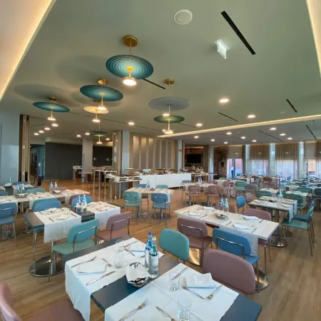 H2C Hotel Milanofiori Отели рядом с достопримечательностью «Фамагоста»