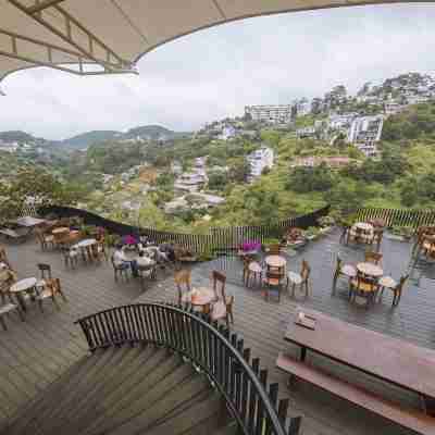 Lavie Rose Dining/Meeting Rooms