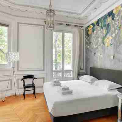 Magnificent Appt - 2BD/4P - Georges V / Champs-Ély Hotel Exterior