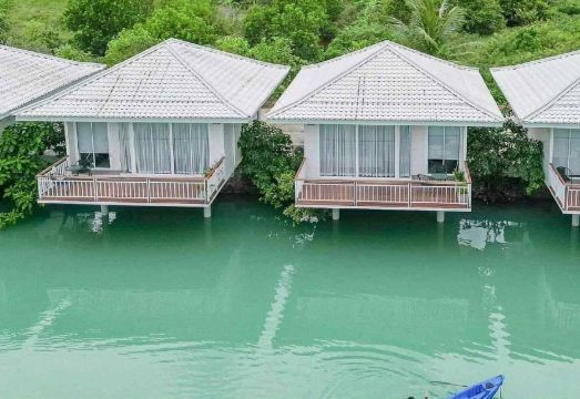 The Wide View Resort and Restaurant 야외 전경