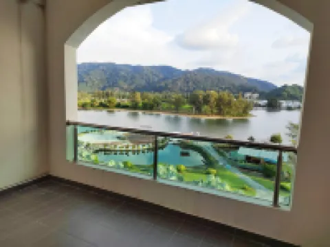 Marina Island 4Pax Balcony SeaView Wi-Fi Microwave Hotel di Seri Manjung