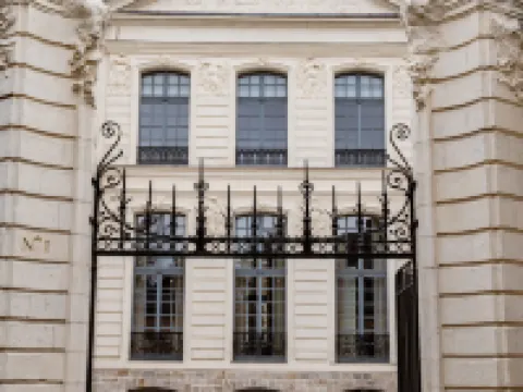 Hôtel Royal Beaulaincourt Hotels in Béthune