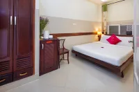 Pink Horizon Saigon Airport Hotel