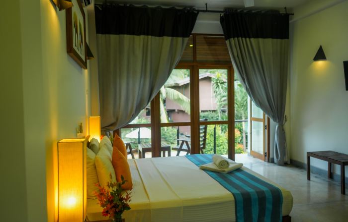Hotel Athgira