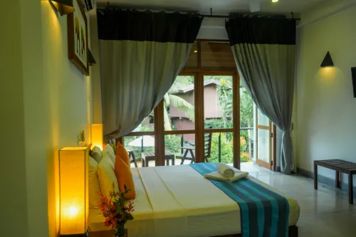 Hotel Athgira