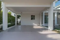 Entire house 3BR•Near Mega Bangna•Airport & 7-11 - 2 Sao