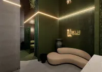 Manhattan Grand Hotel - Spa