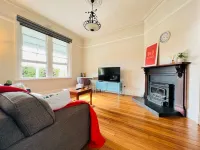 Hobart Heritage House Near City - Airport Shuttle
