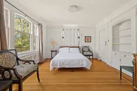 Vancouver Shaughnessy Peaceful Stay with Private Bathroom at a Classic Home - Villas