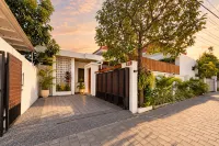 Private Pool Villa in Babakan, Canggu · Nusa Havens - مطابخ