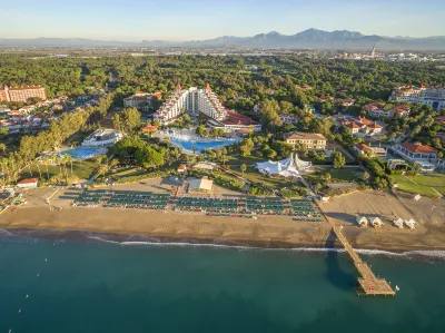 GREEN MAX HOTEL Hotels near Аквапарк The Land of Legend