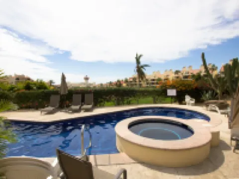 2BD Condo in La Costa Phase 2! 聖何塞德爾卡沃酒店