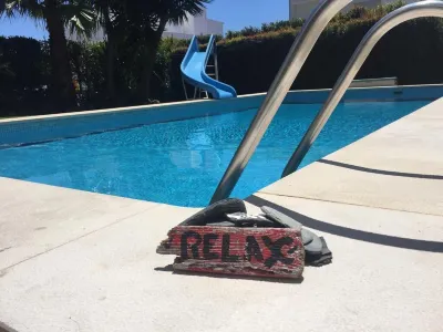 S. Pedro House - Apt. w/pool and garden 5 minutes from the beach Hotel in zona Casino Estoril