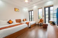 Agarwood Hotel